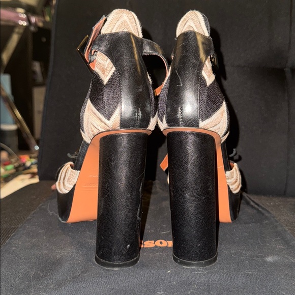 Vintage Missoni chevron-patterned platform heels with a bow accent - Picture 6 of 11